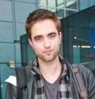 Robert Pattinson Picture 3