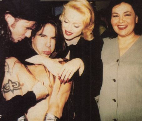 http://www.famouswhy.com/photos/anthony_kiedis_and_madonna_ciccone_picture.jpg