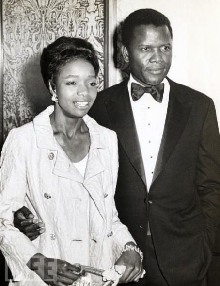 sidney_poitier_and_juanita_hardy_img.jpg