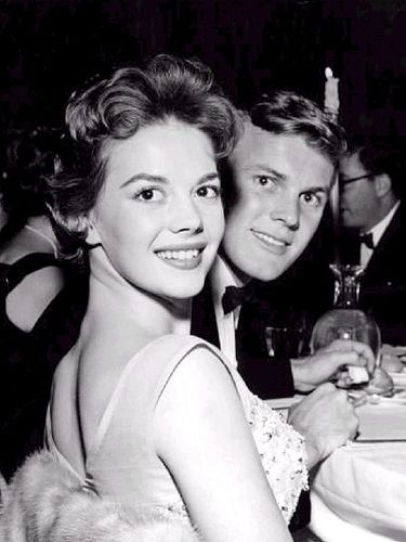 Title tab hunter and natalie wood picture1 Description