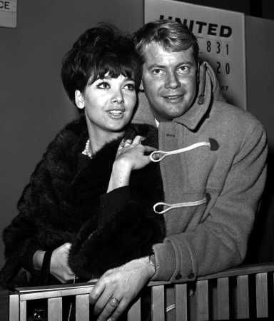 suzanne pleshette donahue troy picture4 birthday title
