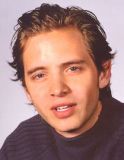Aaron Stanford Biography, Pictu...