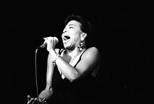 Dee Dee Bridgewater