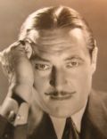Edmund Lowe