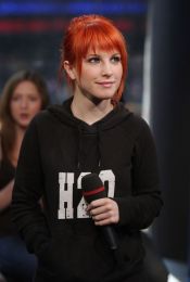 What+color+red+is+hayley+williams+hair+color