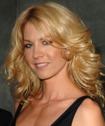 Jenna Elfman