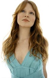 Lauren Ambrose