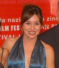 Lola Duenas