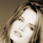 Monika Schnarre