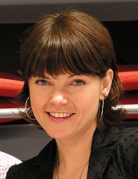 Nicole deBoer Biography, Videos - FamousWhy