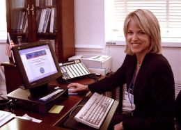 Paula Zahn