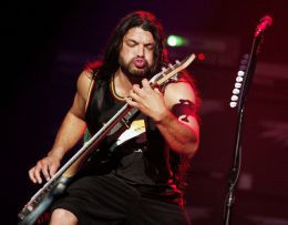Robert Trujillo