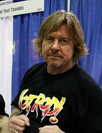 Rowdy Roddy Piper Biography, Pi...