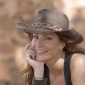 Simmone Mackinnon