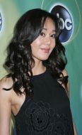 Yunjin Kim
