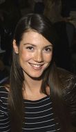 Zoe McLellan